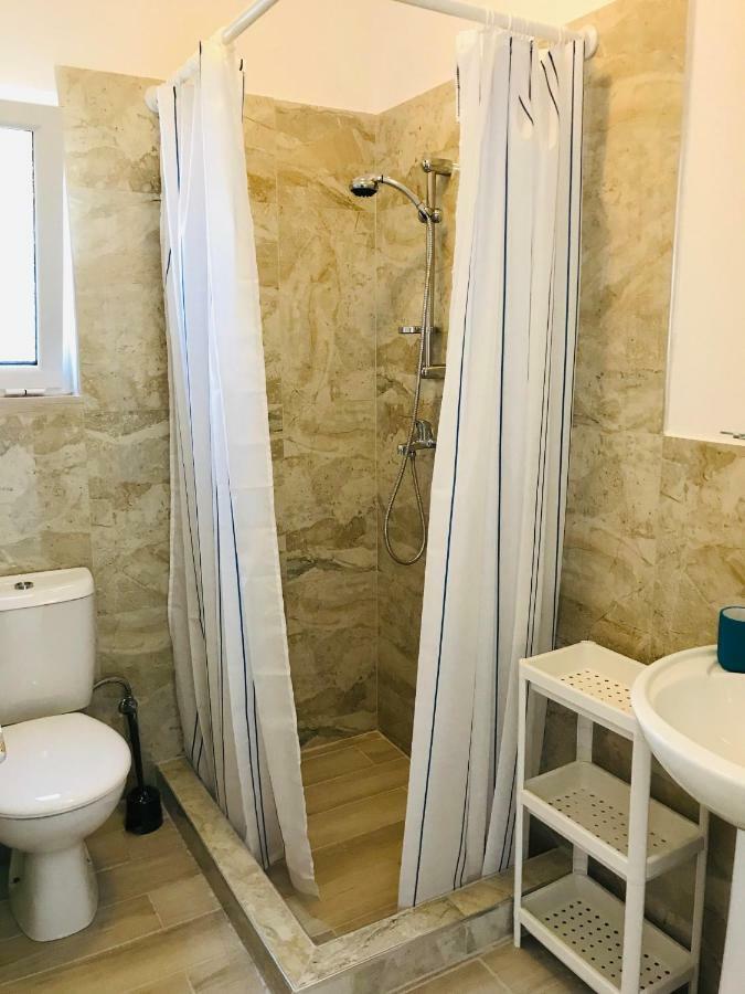 Vila Milo Apartment Vuno Bagian luar foto