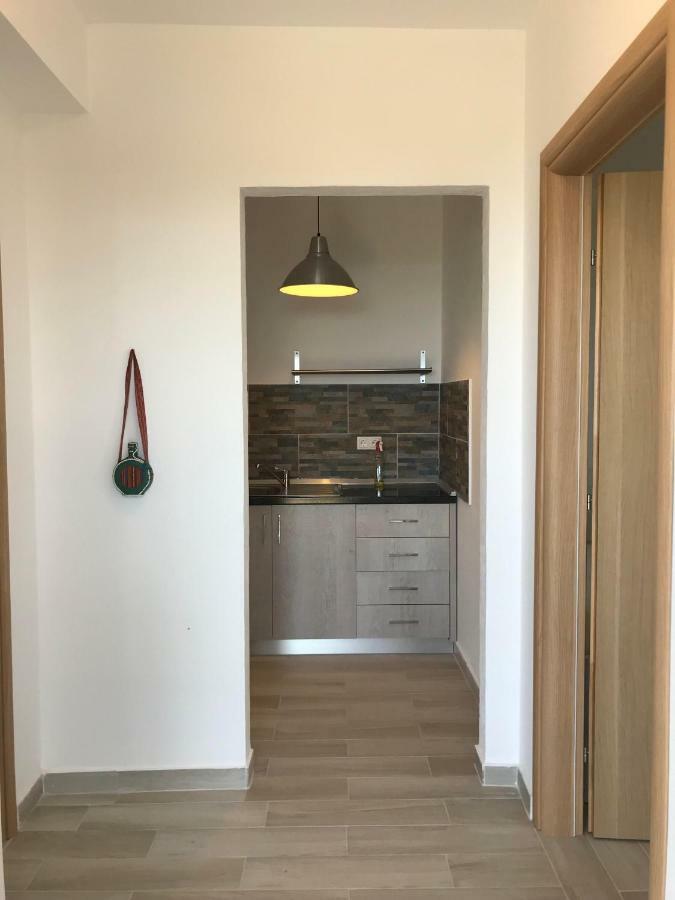 Vila Milo Apartment Vuno Bagian luar foto