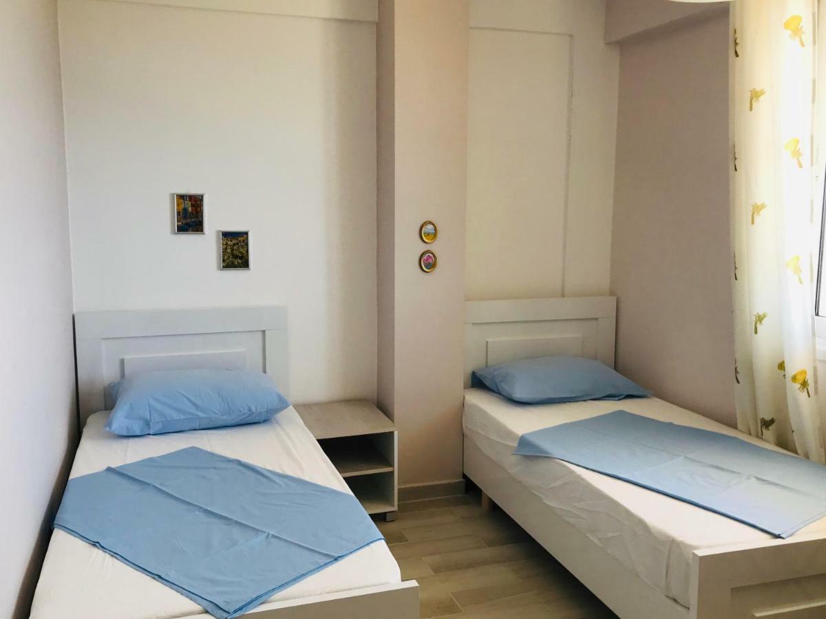 Vila Milo Apartment Vuno Bagian luar foto