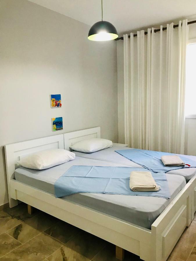 Vila Milo Apartment Vuno Bagian luar foto